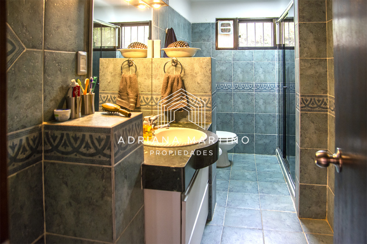 Casa ID.71705 - En venta casa de 3 Dormitorios en Jardines de Córdoba con Barbacoa 