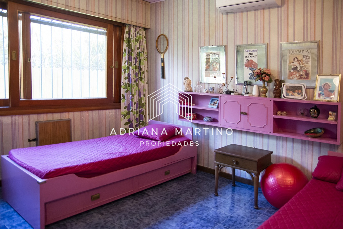 Casa ID.71581 - Hermosa casa en venta a pocos metros del mar.