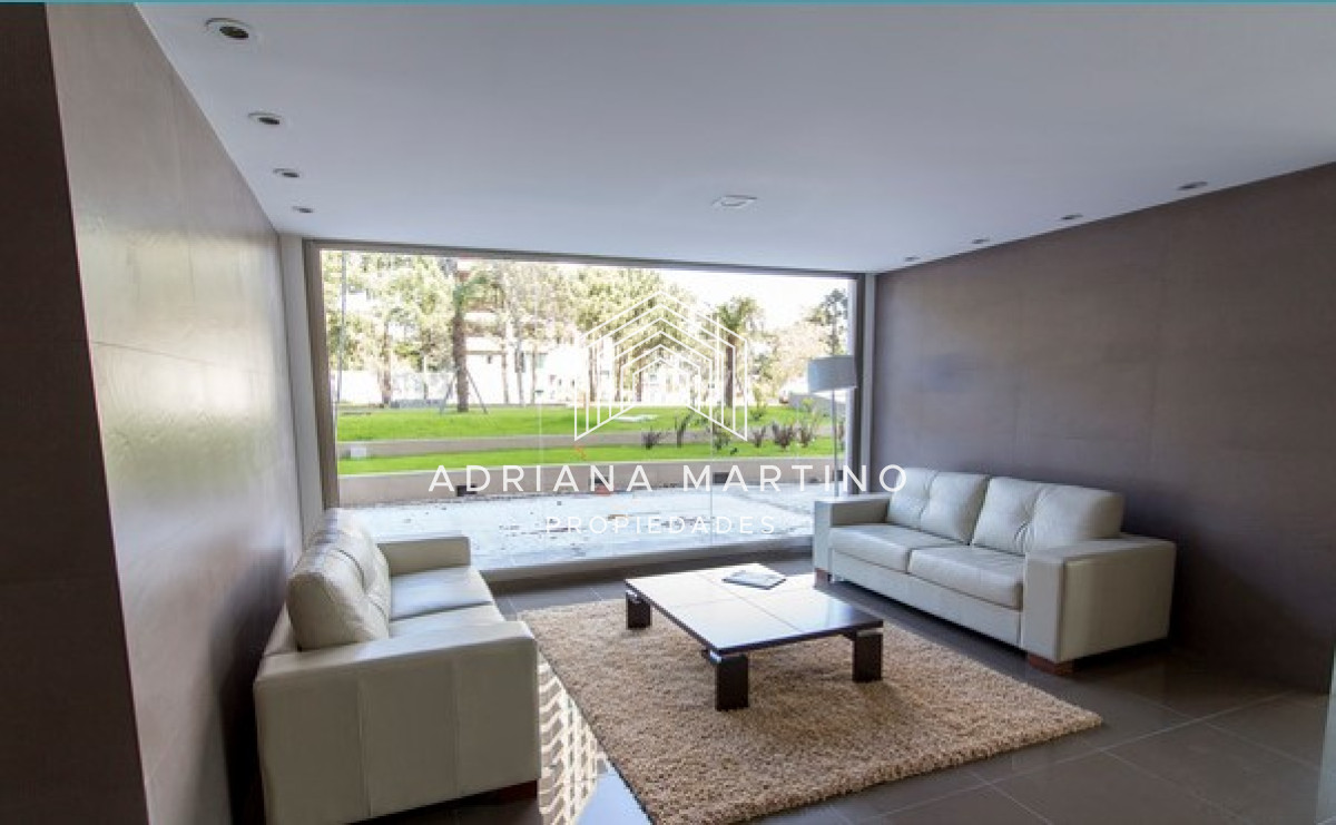 Apartamento ID.71283 - Vende apartamento de 2 dormitorios en Stradivarius, Punta del Este