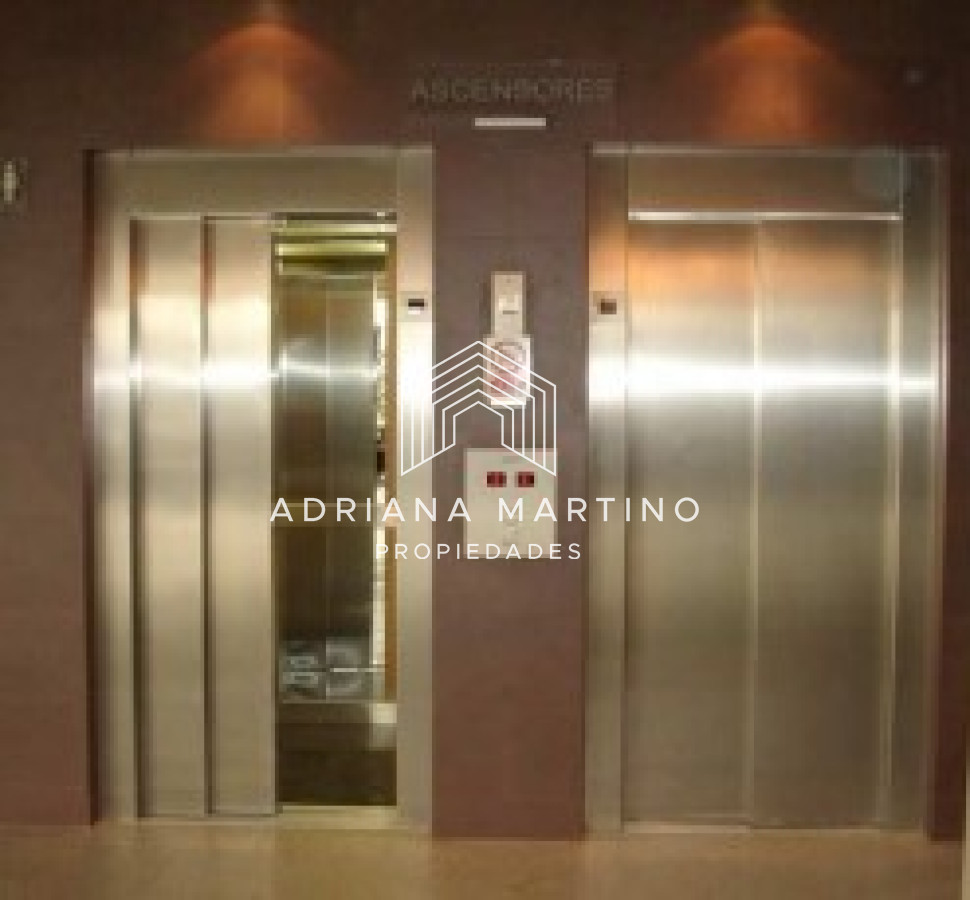 Apartamento ID.71099 - Vende apartamento con vista al mar de 3 suites, en Mansa- Punta del Este.