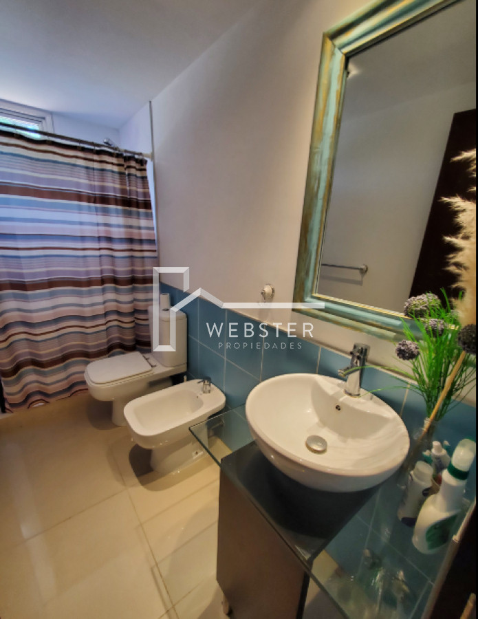 Apartamento ID.1915 - Vende apartamento de 3 dormitorios con vista a un agradable entorno, en Punta del Este.