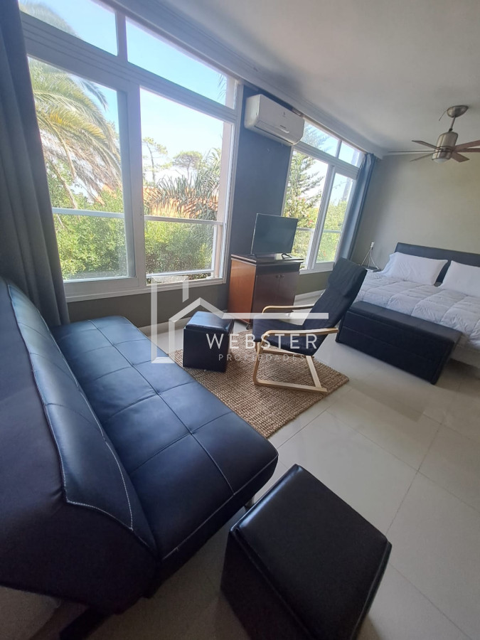 Apartamento ID.2049 - Alquiler anual 1 dormitorio en Punta del Este Playa Mansa
