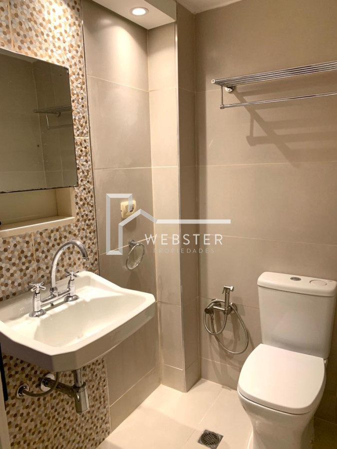 Apartamento ID.2035 - Apartamento en Venta de 2 dormitorios en Edificio I´marangatu, Playa Mansa , Punta del Este