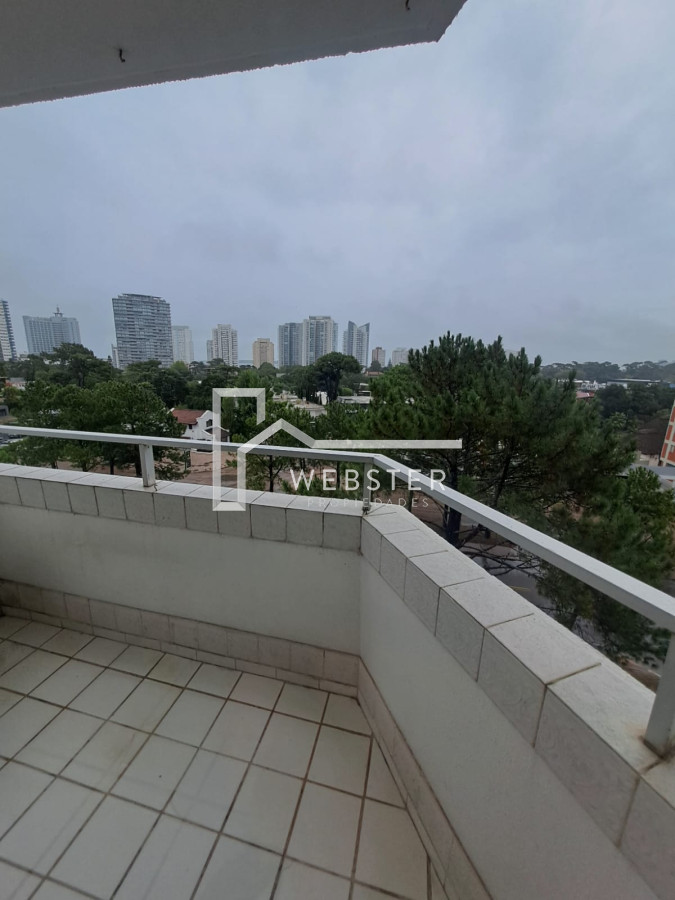 Apartamento ID.1988 - Alquiler anual 2 dormitorios en Punta del Este