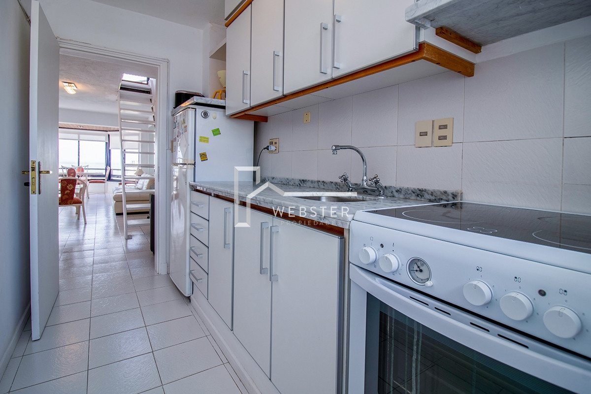 Apartamento ID.1532 - Apartamento en Venta de 3 dormitorios en Edificio Palm Beach . Peninsula , Punta del este 