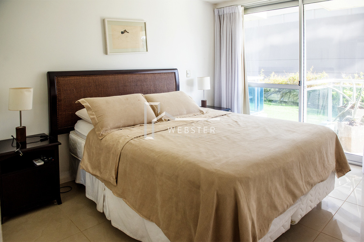 Apartamento ID.2085 - Oportunidad. Vende departamento de 2 dormitorios en Punta del Este