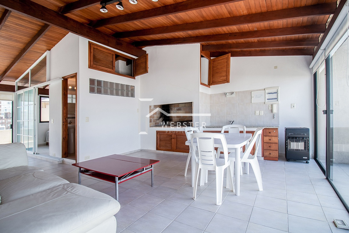 Apartamento ID.1532 - Apartamento en Venta de 3 dormitorios en Edificio Palm Beach . Peninsula , Punta del este 