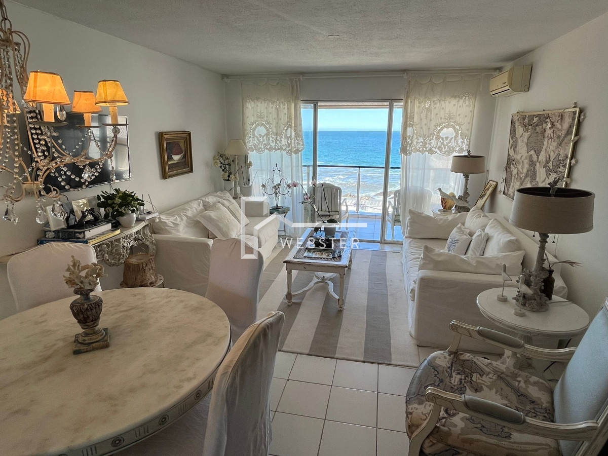 Apartamento ID.2038 - Apartamento de 3 dormitorios en Peninsula, Punta del Este