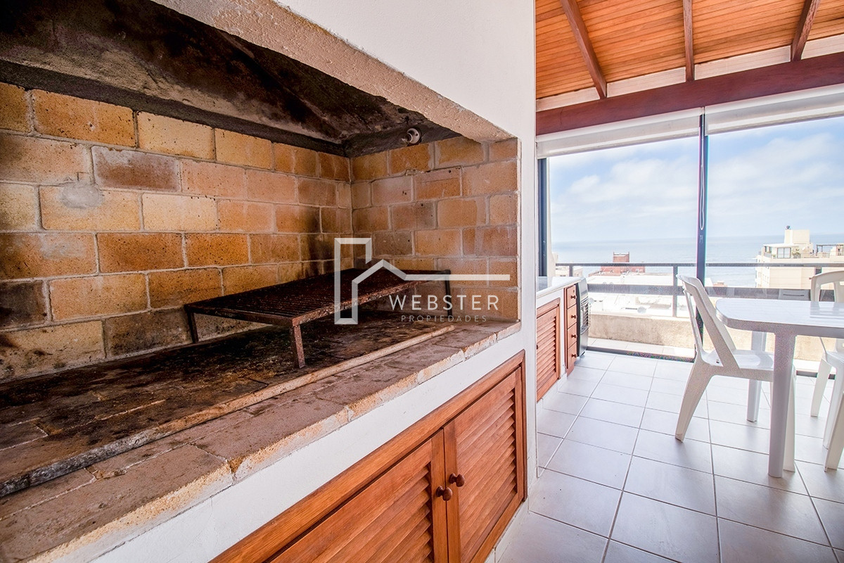 Apartamento ID.1532 - Apartamento en Venta de 3 dormitorios en Edificio Palm Beach . Peninsula , Punta del este 