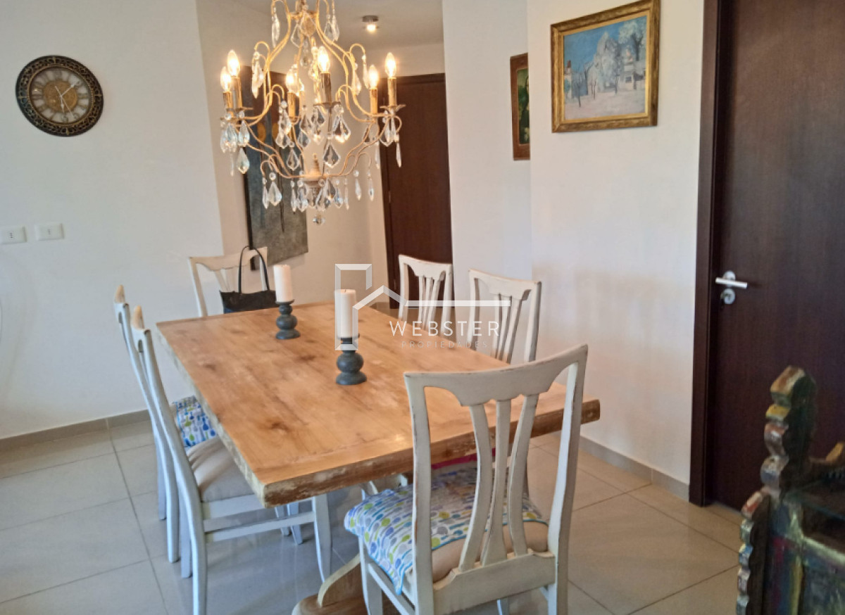 Apartamento ID.1915 - Vende apartamento de 3 dormitorios con vista a un agradable entorno, en Punta del Este.