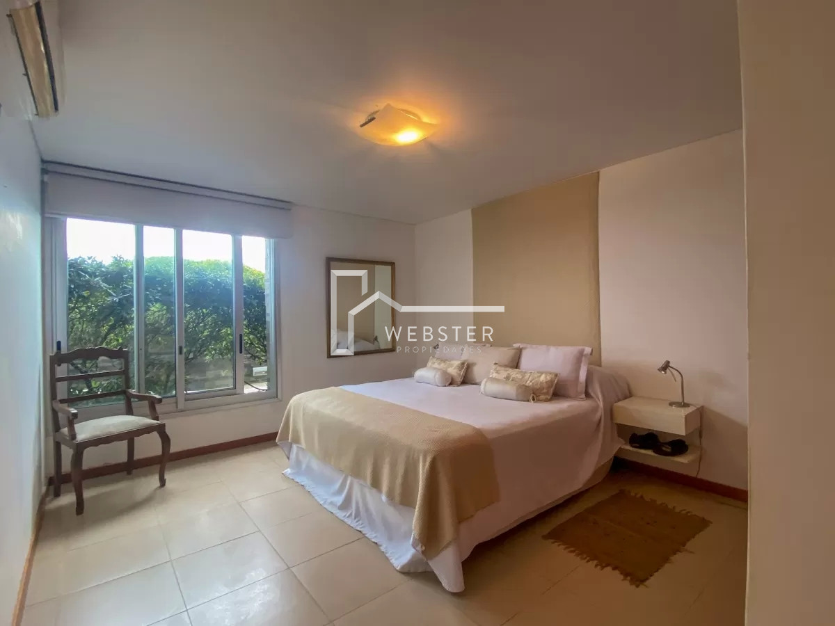 Apartamento ID.1797 - Impecable departamento, comodo e iluminado.