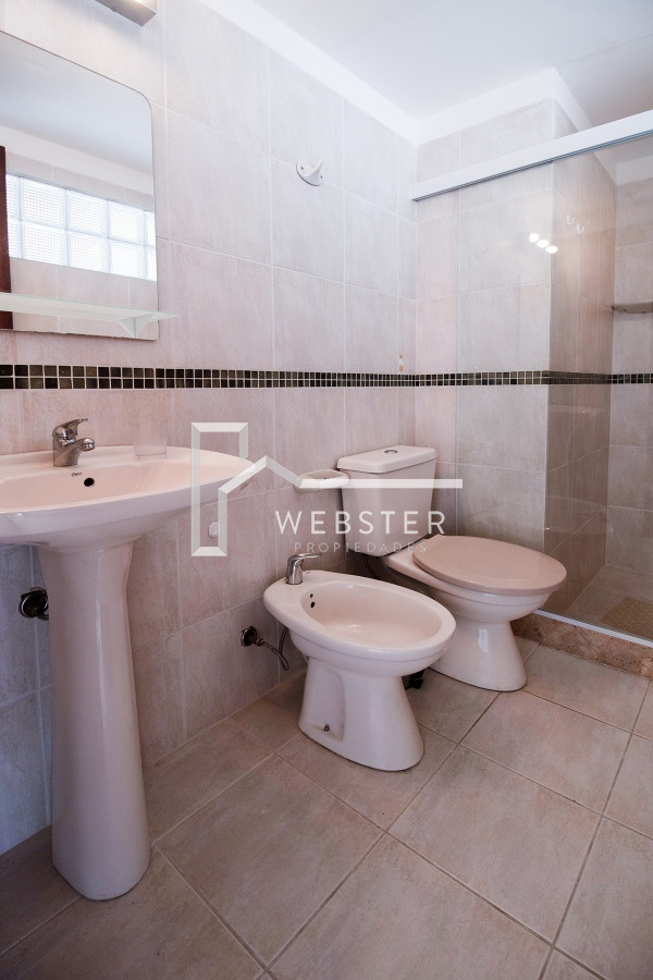 Apartamento ID.1532 - Apartamento en Venta de 3 dormitorios en Edificio Palm Beach . Peninsula , Punta del este 