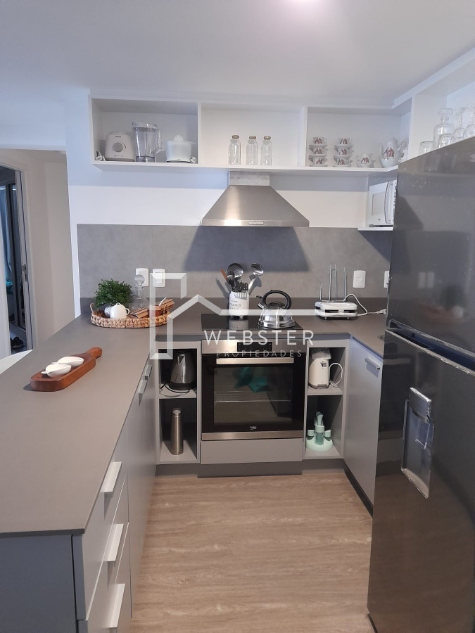 Apartamento ID.2166 - En venta y Alquiler anual 2 dormitorios en Punta del Este con todos los amenities