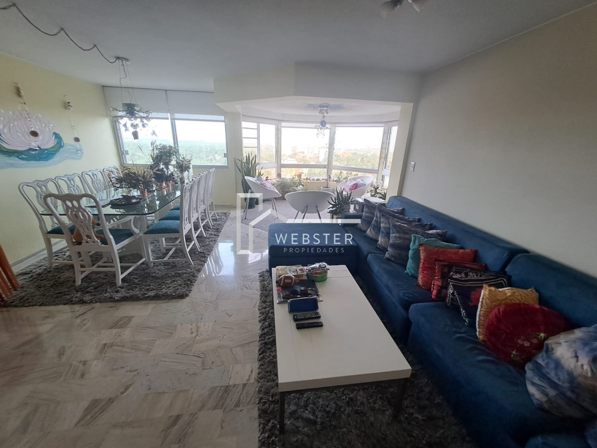 Apartamento ID.2204 - Alquiler Anual en Punta del Este 3 dormitorios y servicio sobre Roosevelt
