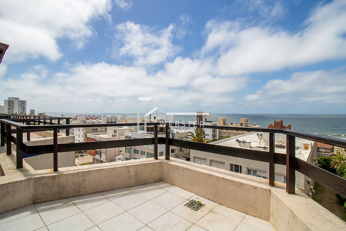 Apartamento ID.1532 - Apartamento en Venta de 3 dormitorios en Edificio Palm Beach . Peninsula , Punta del este 