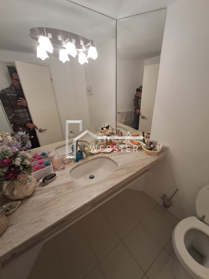 Apartamento ID.2204 - Alquiler Anual en Punta del Este 3 dormitorios y servicio sobre Roosevelt