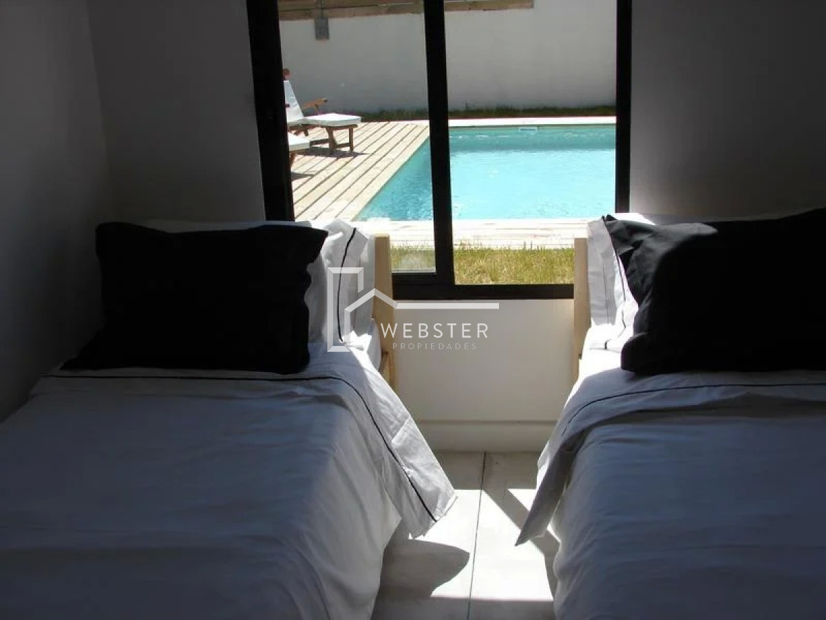 Casa ID.1443 - Casa en la barra en Venta 3 dormitorios con piscina