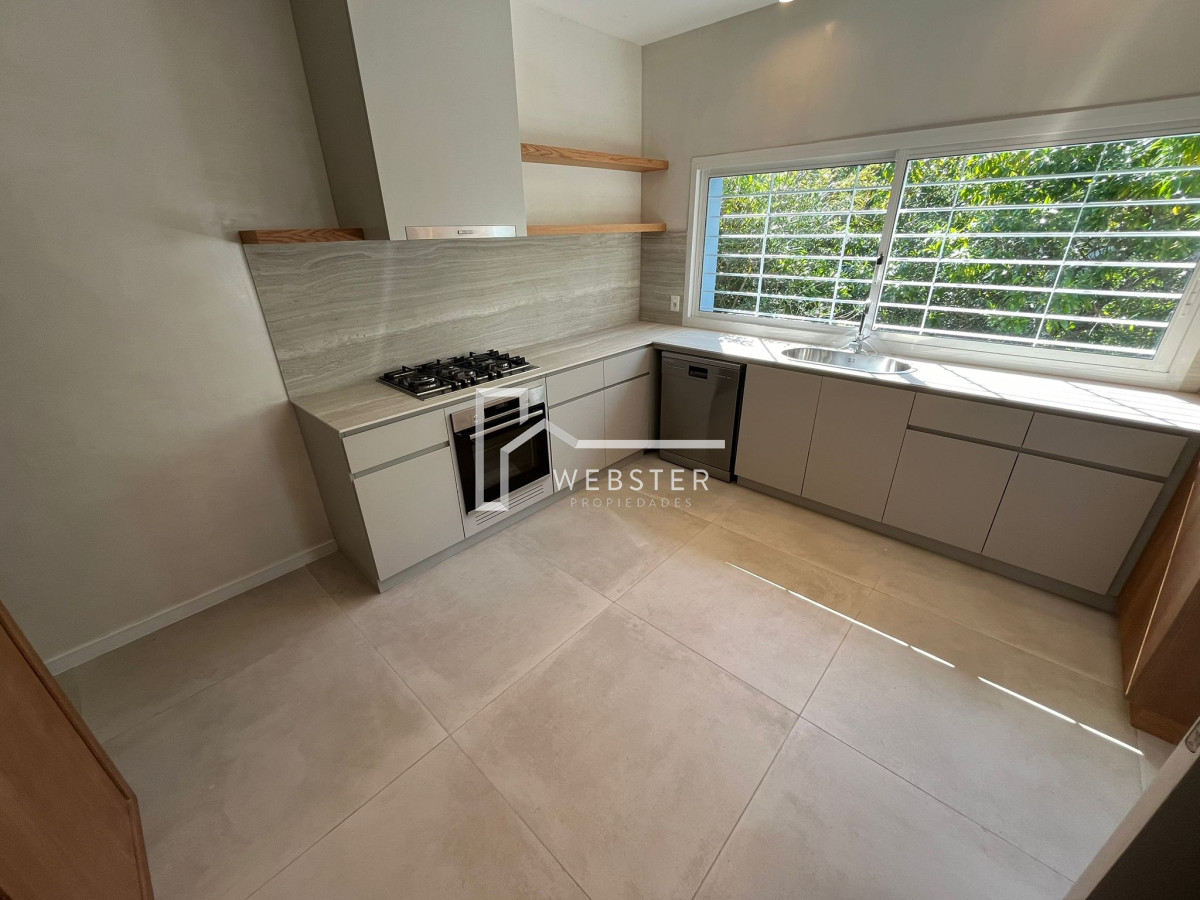 Casa ID.1672 - VENTA! ZONA FARO PUNTA DEL ESTE 
