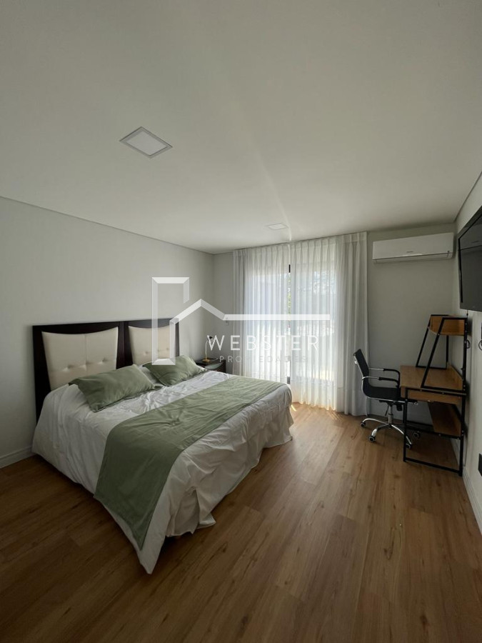 Casa ID.1763 - Casa en Venta en Barrio Privado La Arbolada , Punta del este 