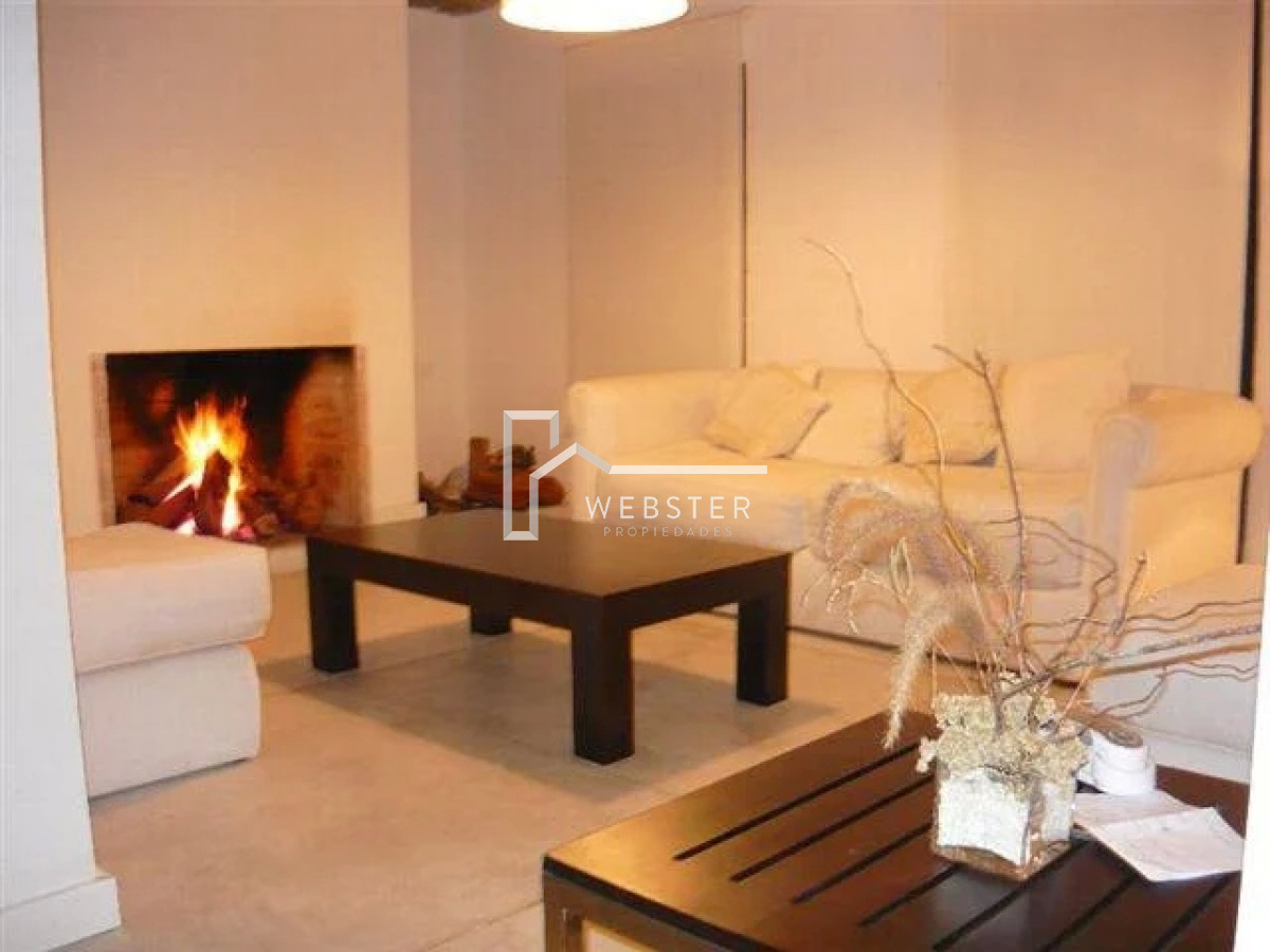 Casa ID.1443 - Casa en la barra en Venta 3 dormitorios con piscina