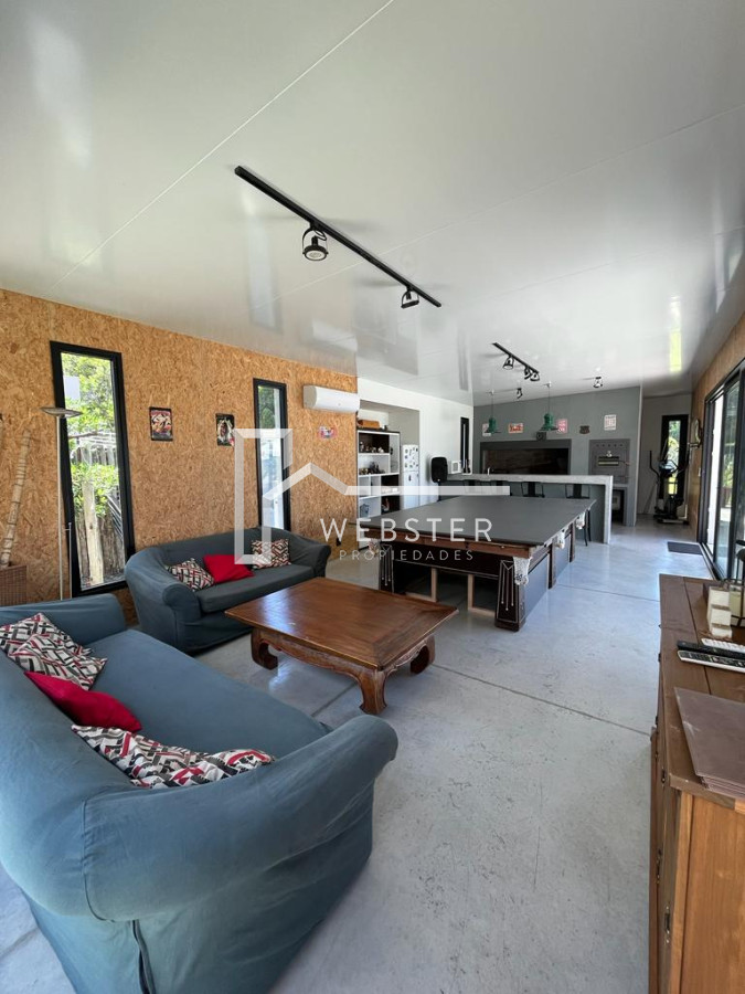 Casa ID.1763 - Casa en Venta en Barrio Privado La Arbolada , Punta del este 