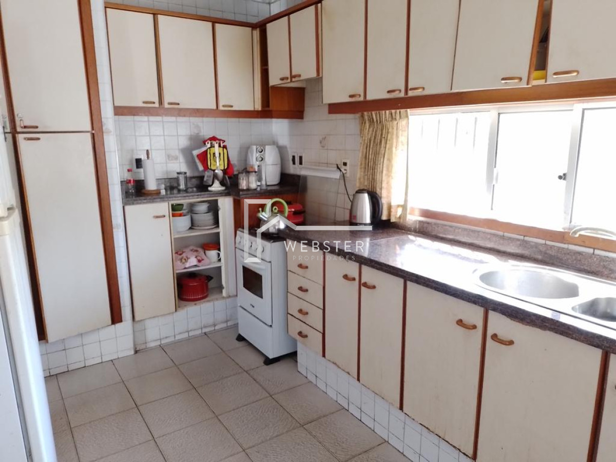 Casa ID.1529 - En zona residencial a metros de Playa Mansa