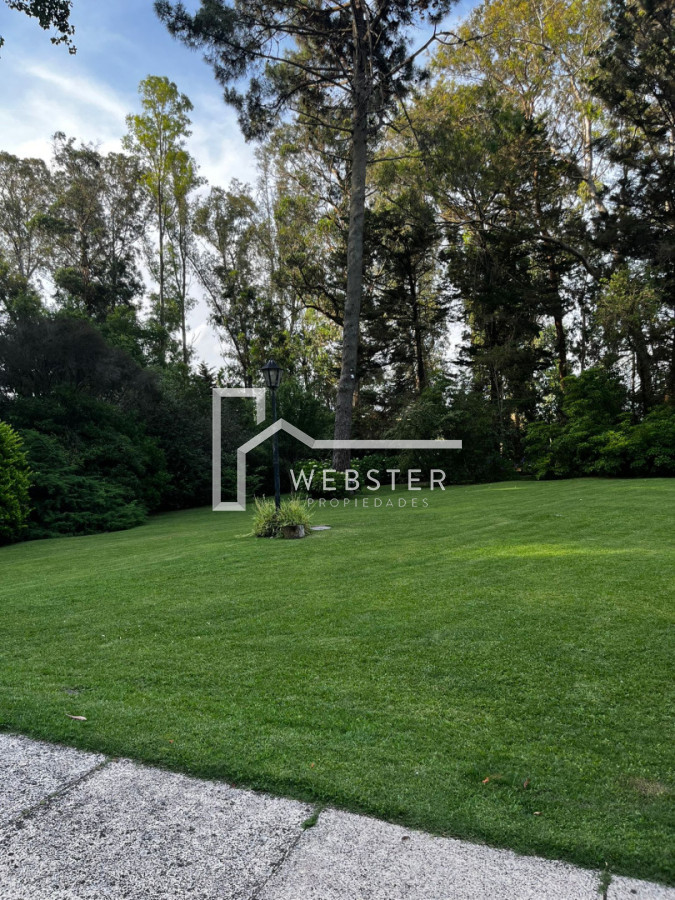 Casa ID.2818 - Alquiler anual Casa 3 dormitorios en barrio privado Punta del Este