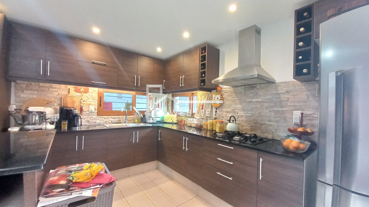 Casa ID.2365 - Vende casa de 3 dormitorios, en excelente estado, Pinares, Punta del Este 