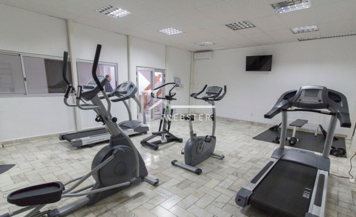 Apartamento ID.2072 - Oportunidad. Vende apartamento de 2 dormitorios con amplia planta en Punta del Este