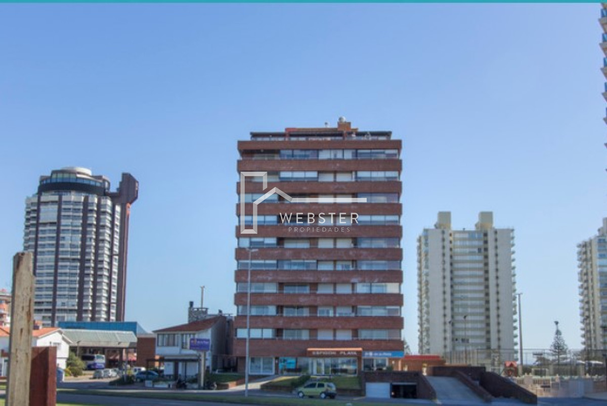 Apartamento ID.2655 - Venta de Apartamento de 2 dormitorios en Playa Brava - Punta del Este
