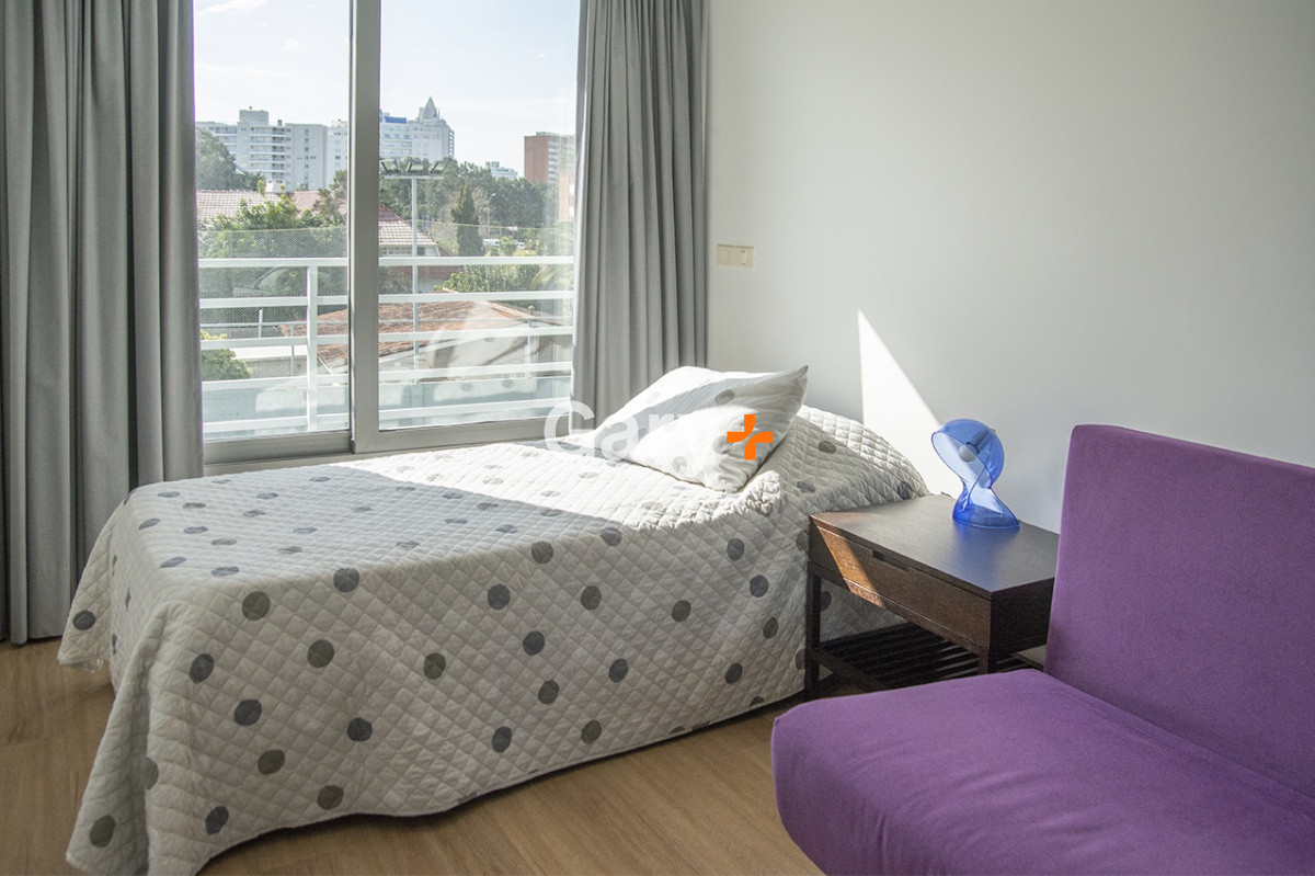 Apartamento ID.27299 - Gran departamento con hermosas terminaciones.