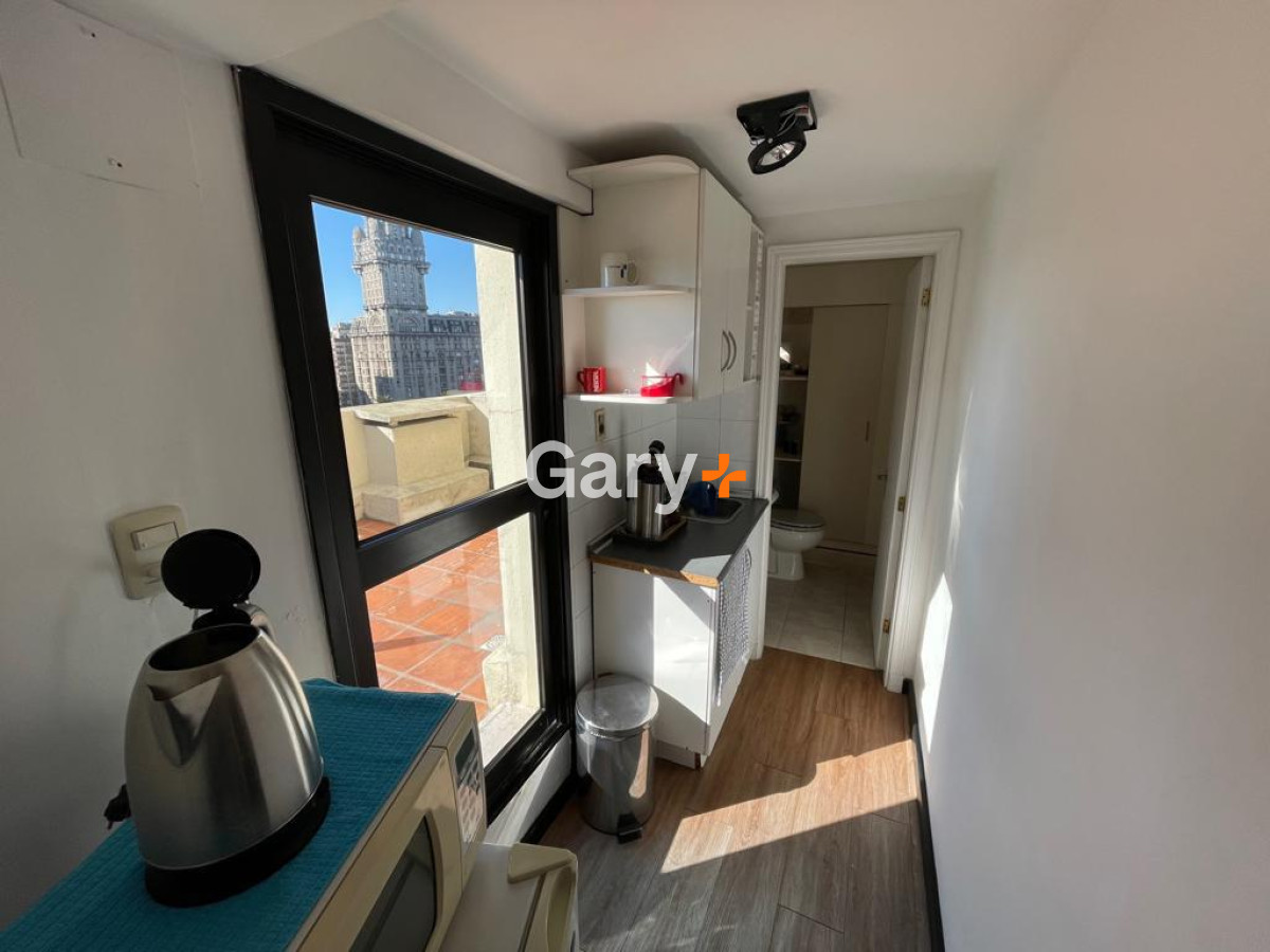 Apartamento ID.28041 - 2 OFICINAS EN VENTA UNIFICADAS EN CIUDAD VIEJA