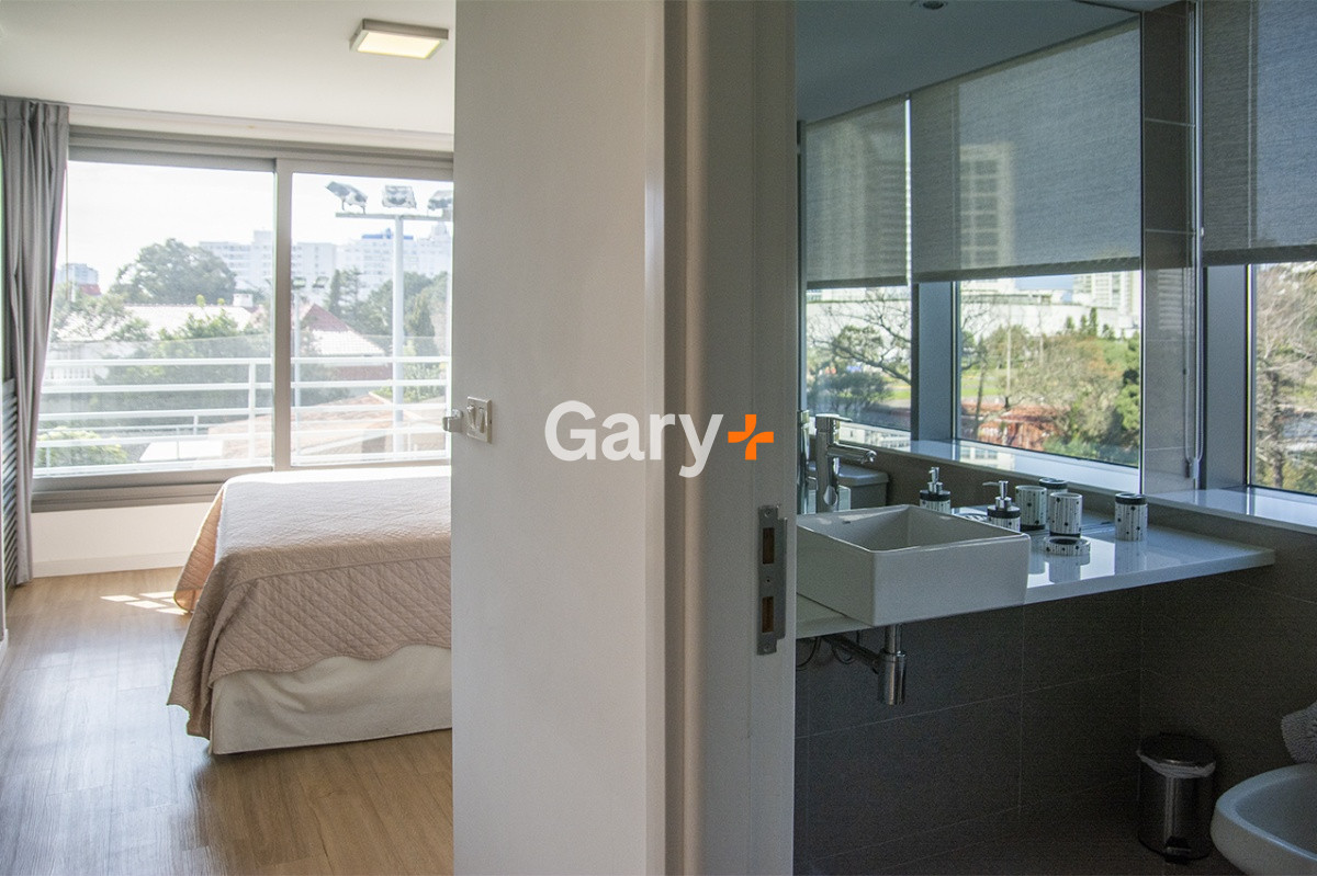 Apartamento ID.27299 - Gran departamento con hermosas terminaciones.