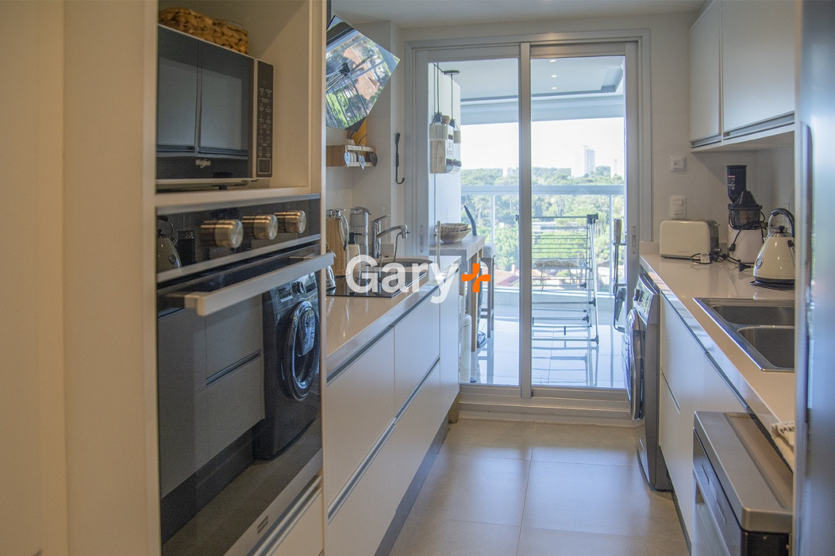 Apartamento ID.28248 - Apartamento 2 dormitorios en venta a metros del mar, Punta del Este