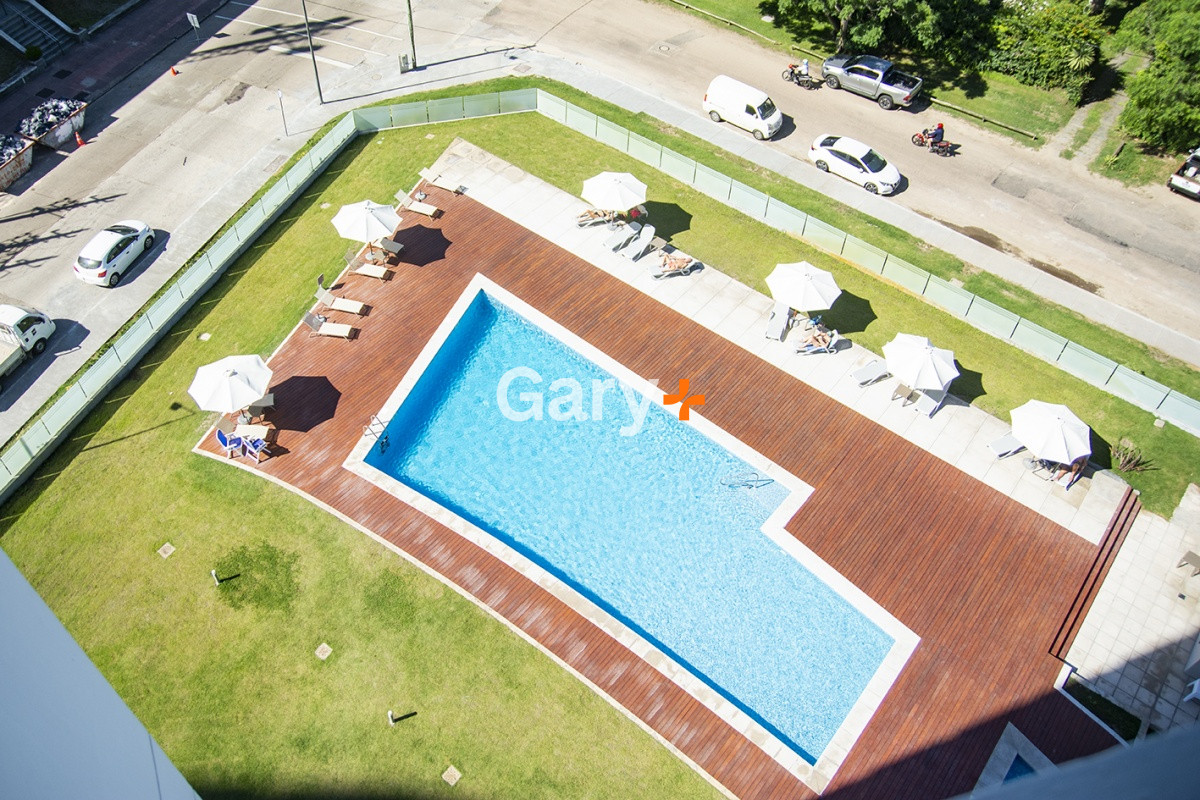 Apartamento ID.28248 - Apartamento 2 dormitorios en venta a metros del mar, Punta del Este