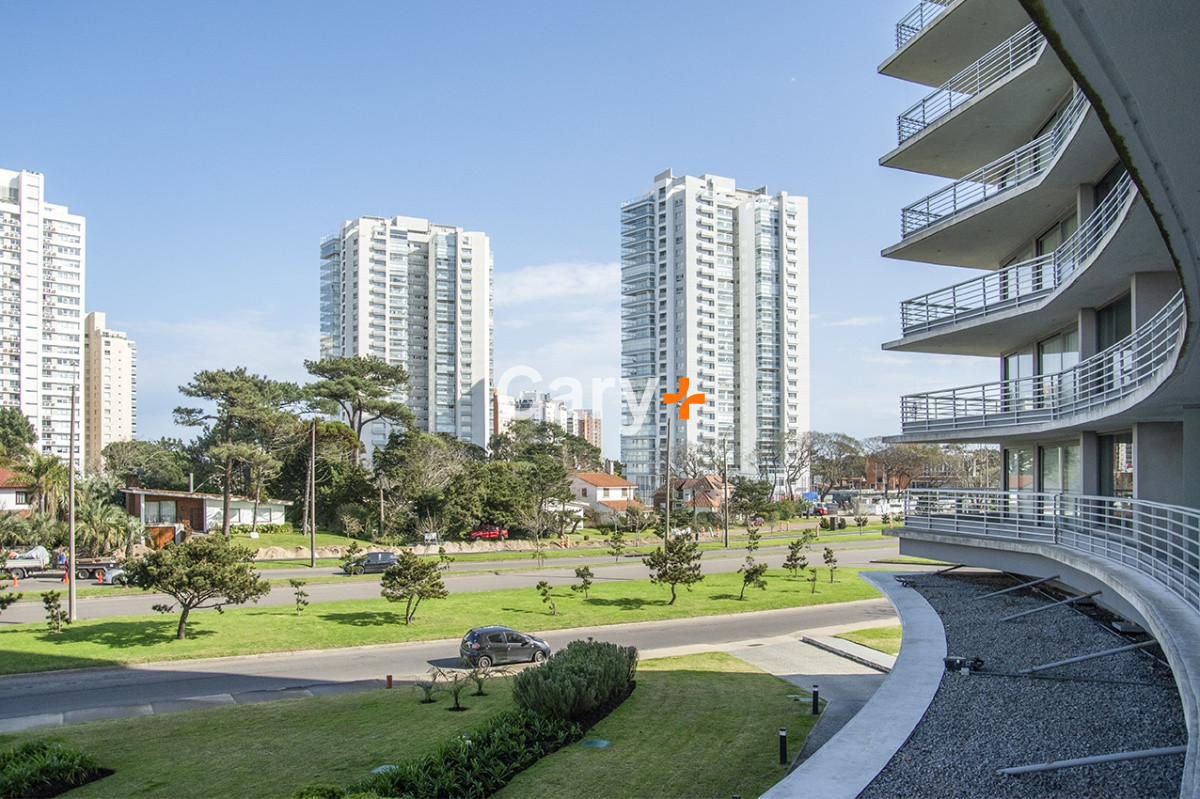 Apartamento ID.27299 - Gran departamento con hermosas terminaciones.