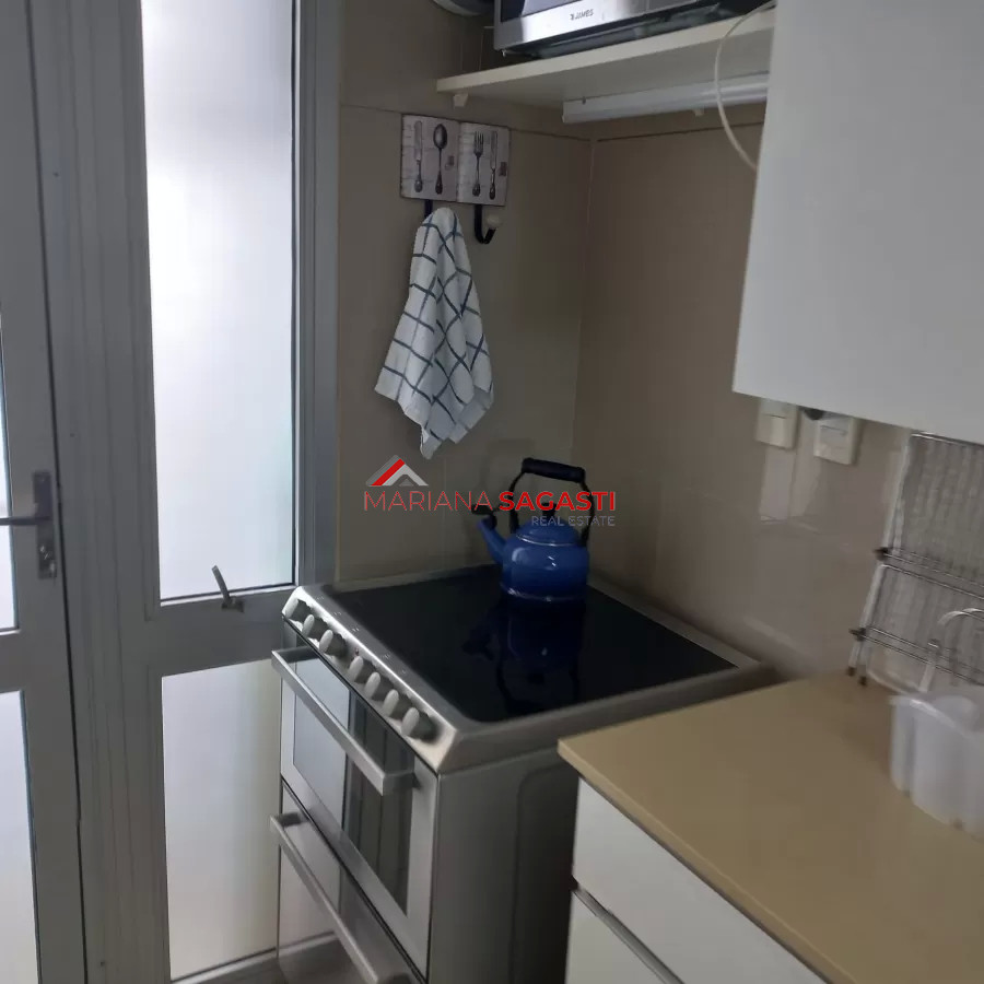 Apartamento ID.3902 - Apartamento de 3 dormitorios en venta en Punta del Este, vista al puerto.