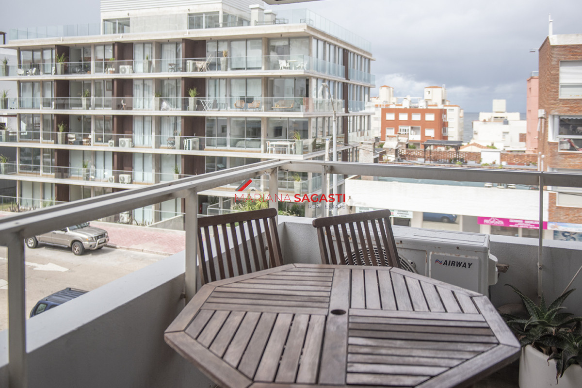 Apartamento ID.3502 - Departamento en excelente zona