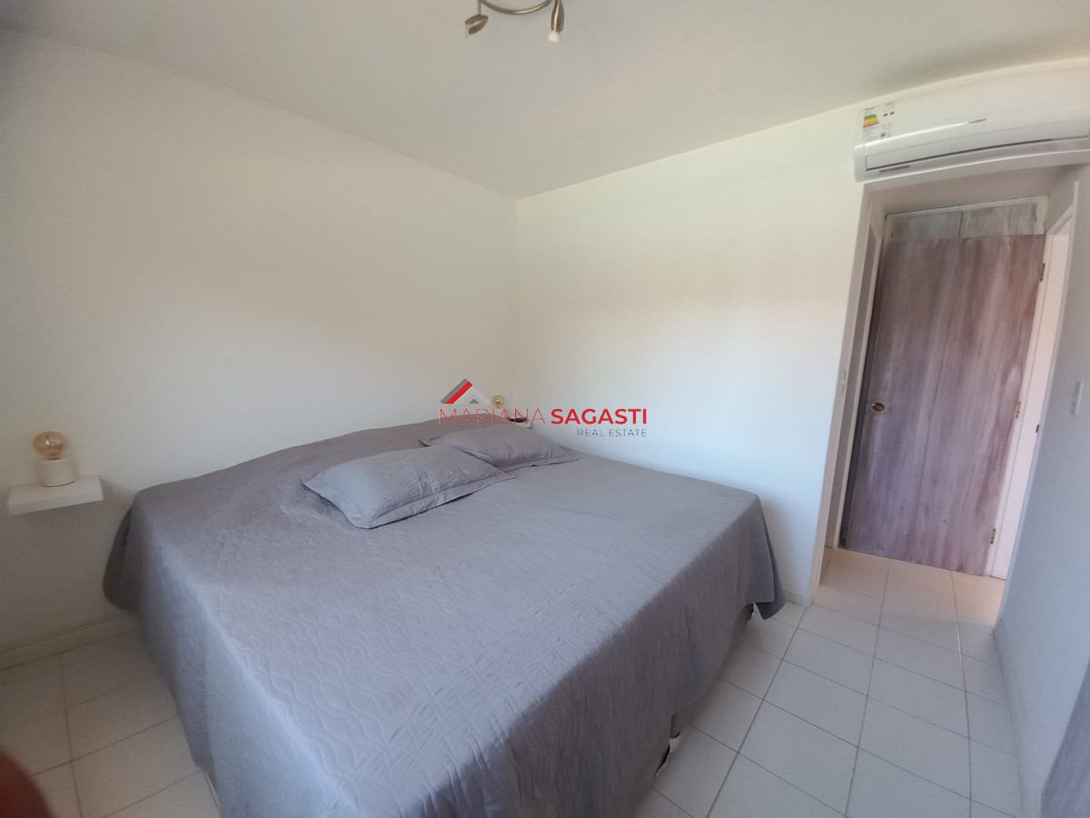 Apartamento ID.3503 - Gran oportunidad apartamento reciclado con patio y parrillero propio