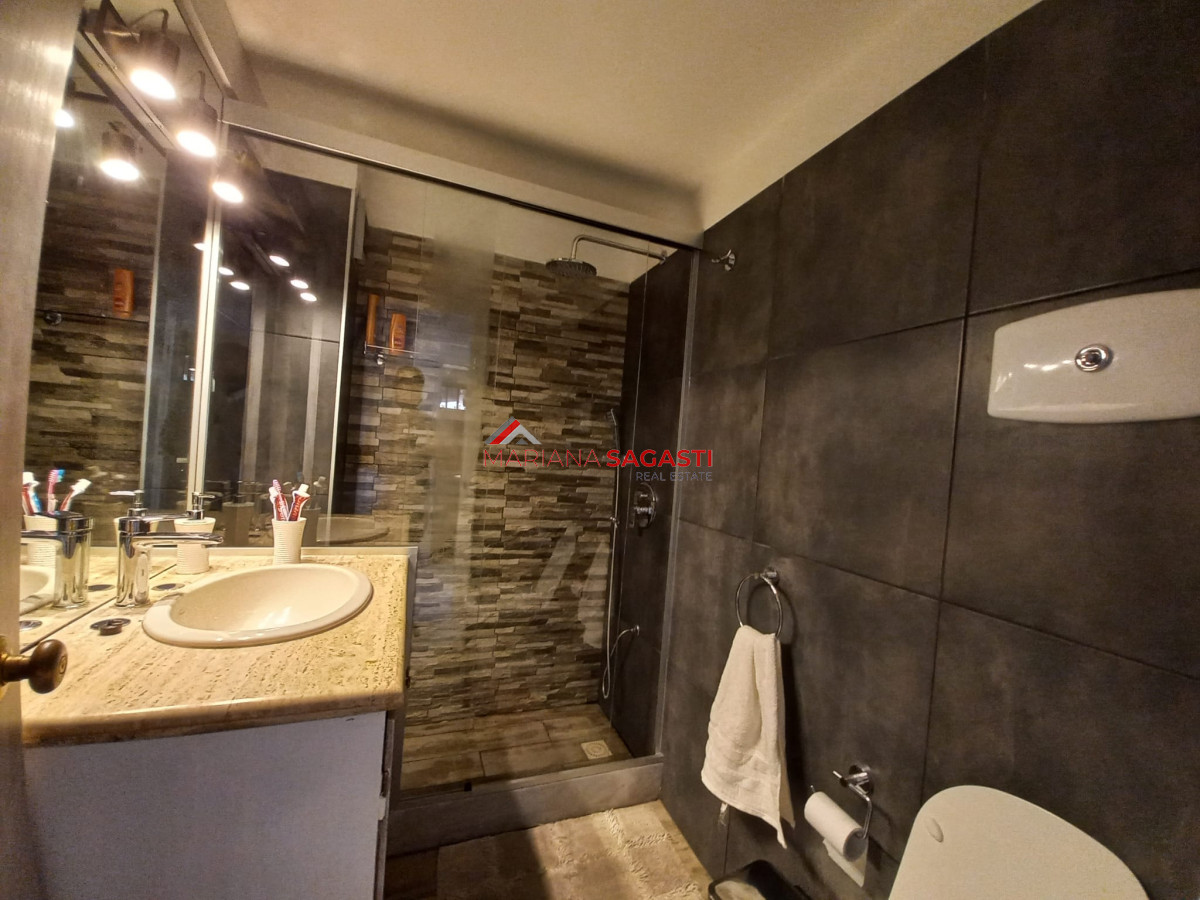 Apartamento ID.3503 - Gran oportunidad apartamento reciclado con patio y parrillero propio