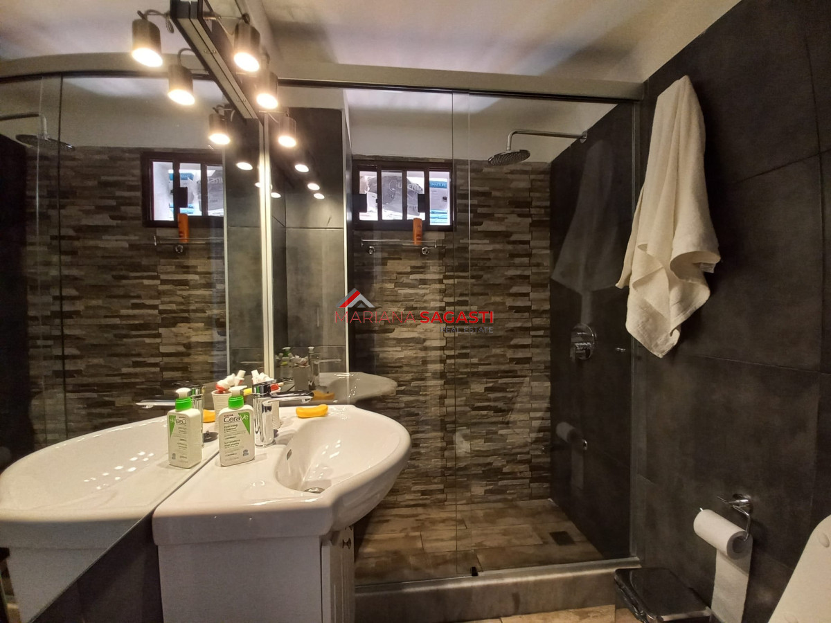 Apartamento ID.3503 - Gran oportunidad apartamento reciclado con patio y parrillero propio