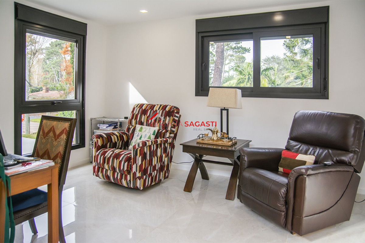 Casa ID.4045 - Casa ideal de 4 dormitorios en suite en San Rafael Punta del Este.
