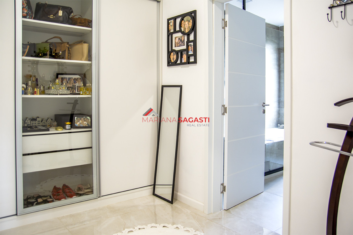 Casa ID.4045 - Casa ideal de 4 dormitorios en suite en San Rafael Punta del Este.