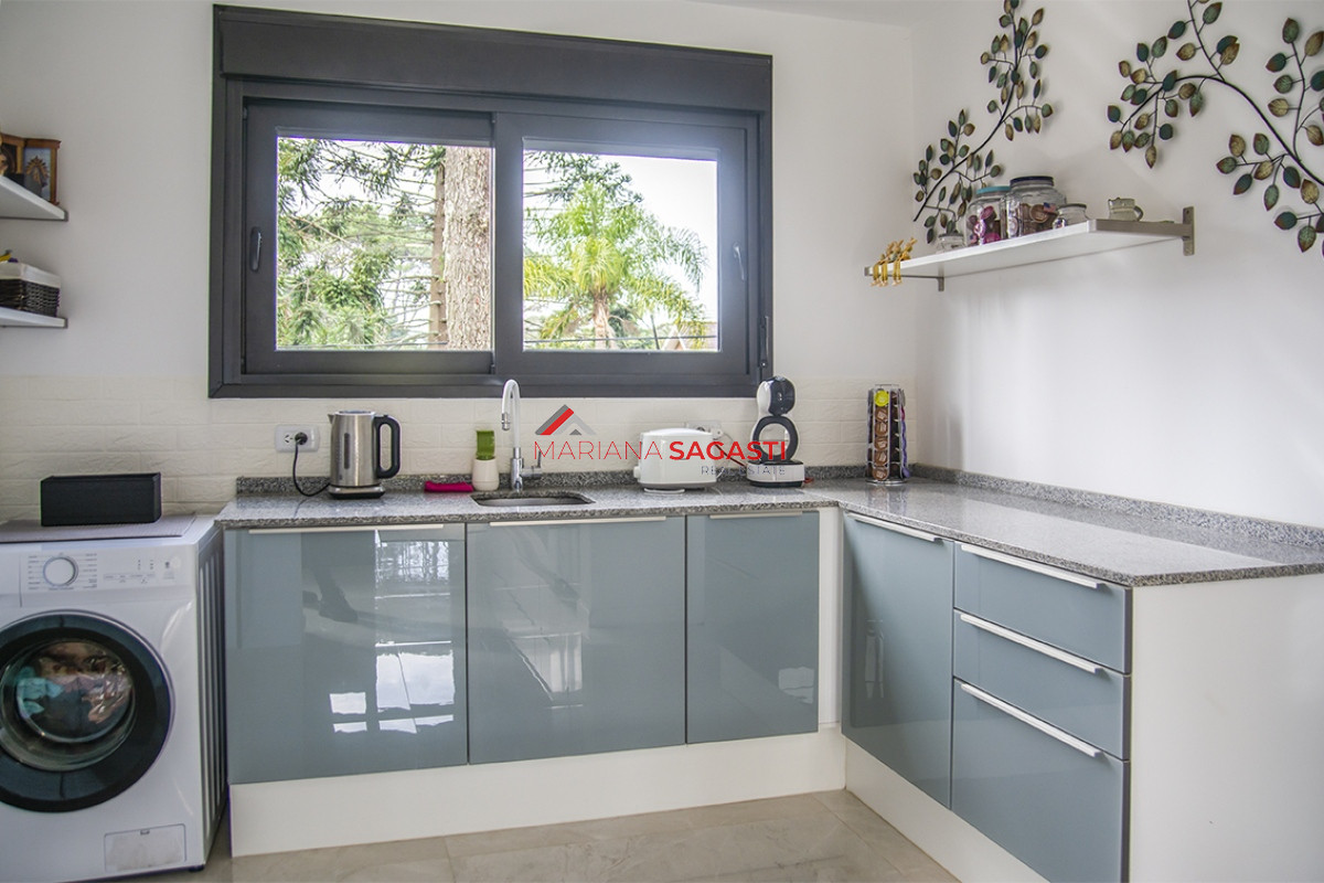 Casa ID.4045 - Casa ideal de 4 dormitorios en suite en San Rafael Punta del Este.