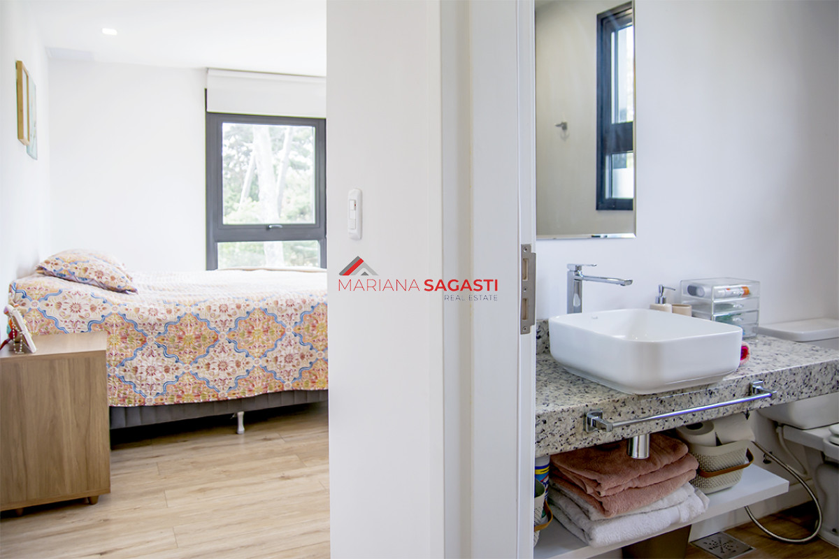 Casa ID.4045 - Casa ideal de 4 dormitorios en suite en San Rafael Punta del Este.