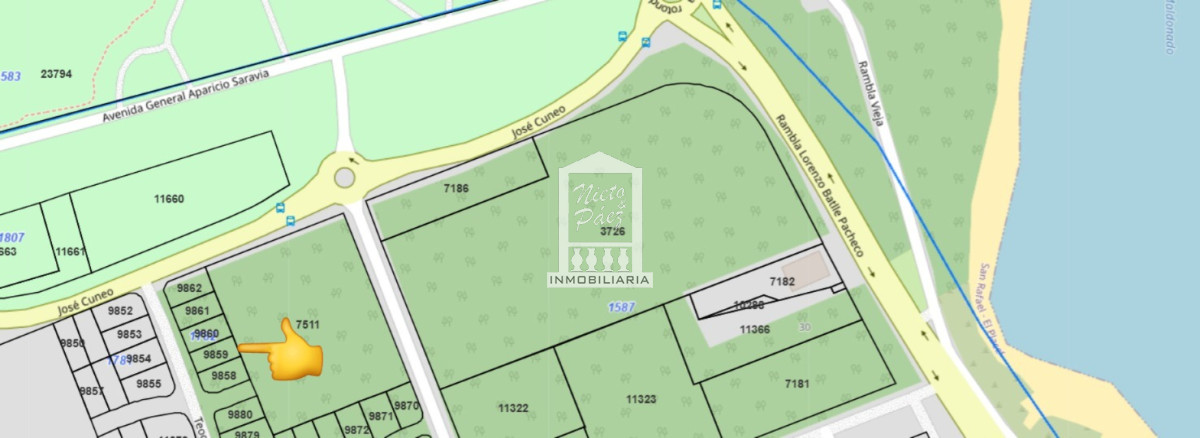 Oportunidad en venta. Terreno cerca del Surfside en Playa Brava.  - NYP41007T