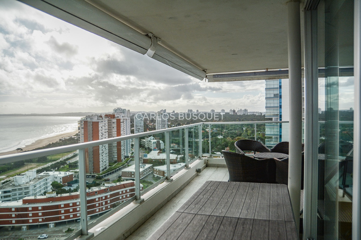 Apartamento ID.1690 - Departamento de 3 dormitorios en venta a pasos del mar. Gala Tower