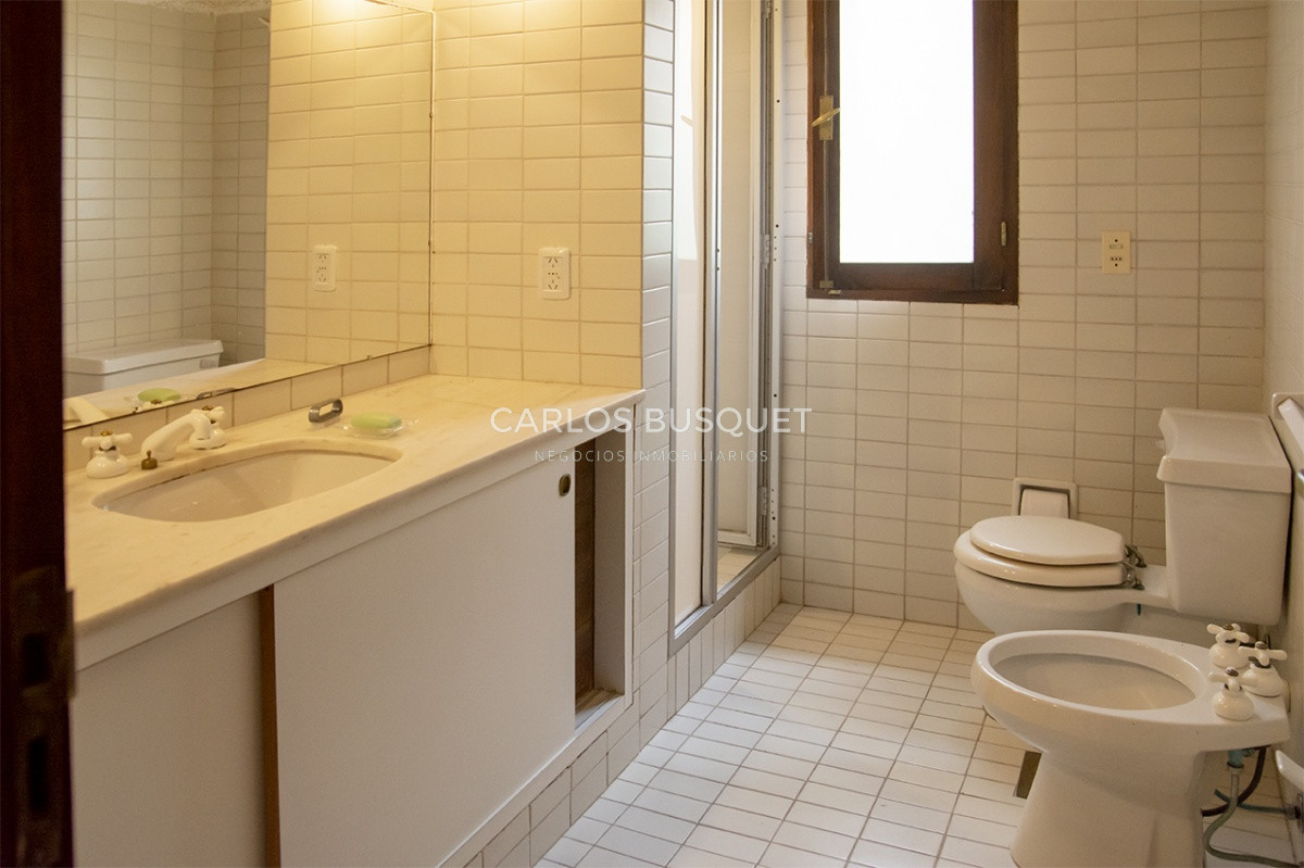 Casa ID.85 - Hermosa casa en venta en zona de la península.