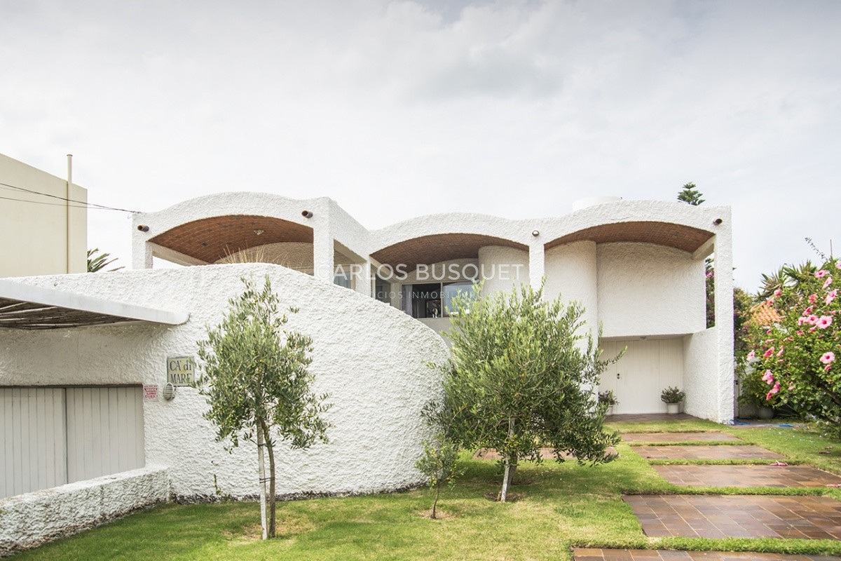 Casa ID.85 - Hermosa casa en venta en zona de la península.