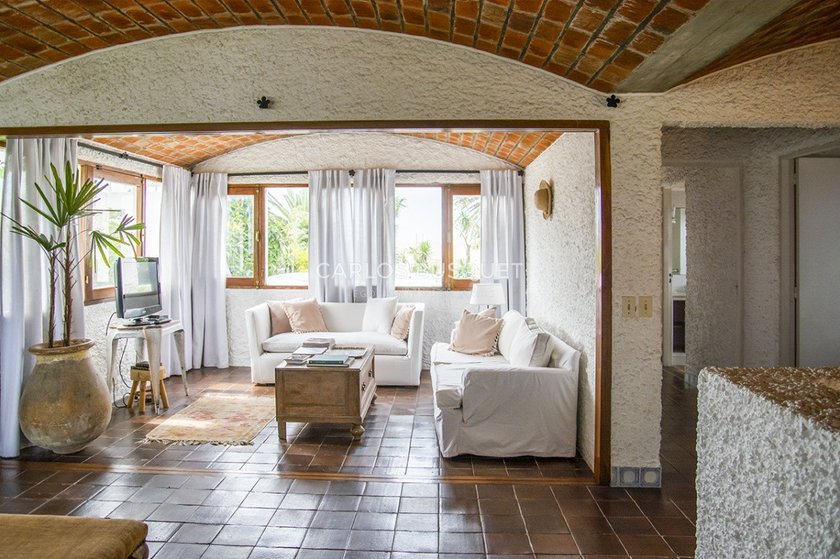 Casa ID.85 - Hermosa casa en venta en zona de la península.